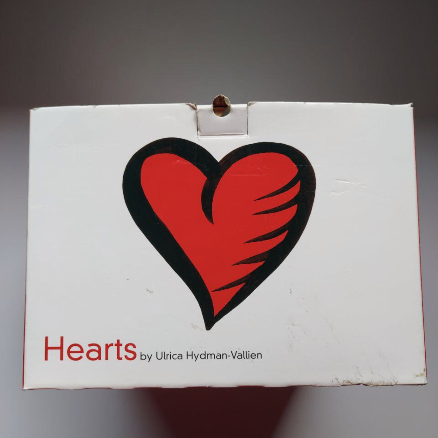 Kosta Boda Hearts box by Ulrica Hydman-Vallien